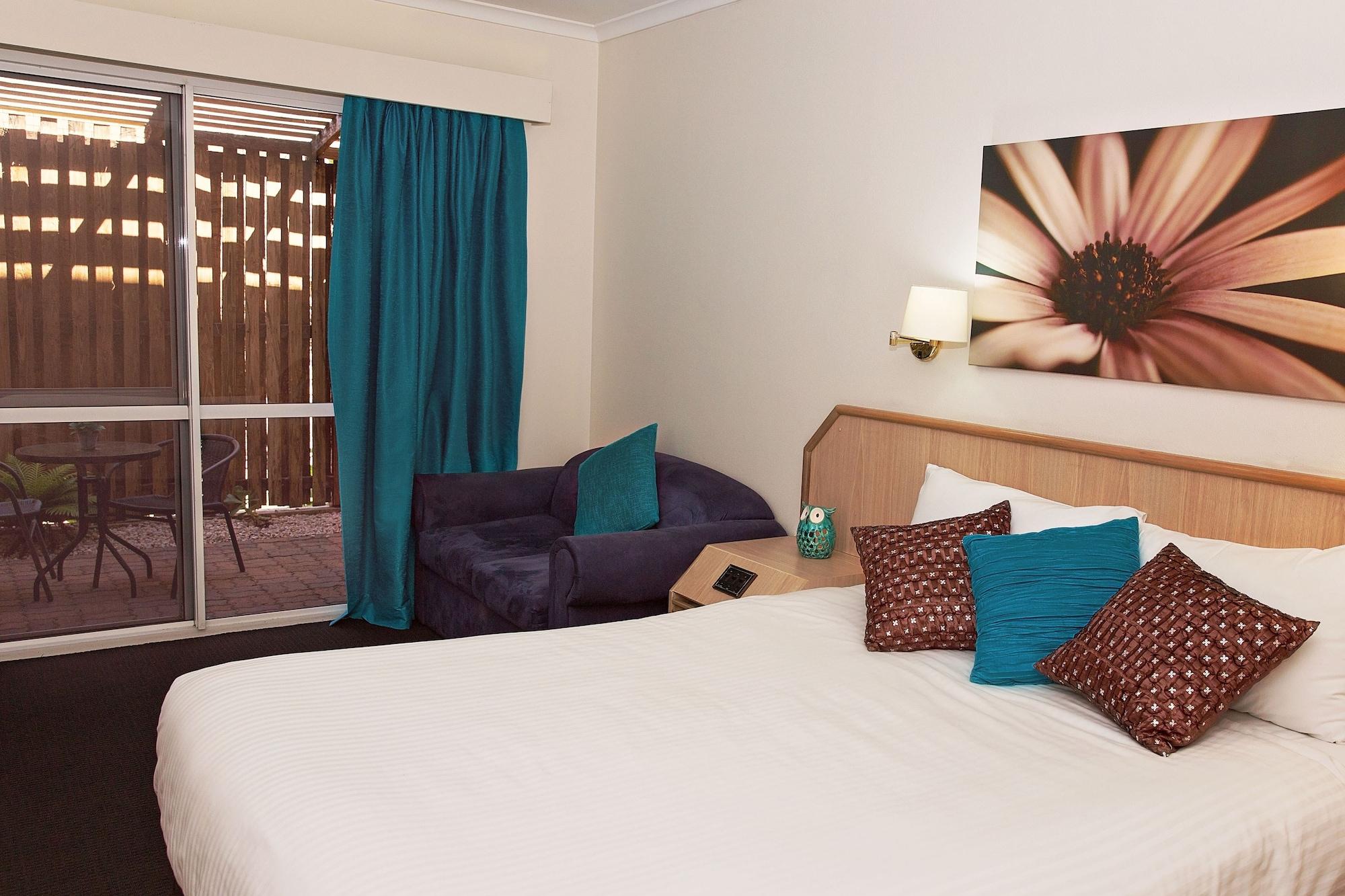 White Lace Motor Inn Mackay Bagian luar foto