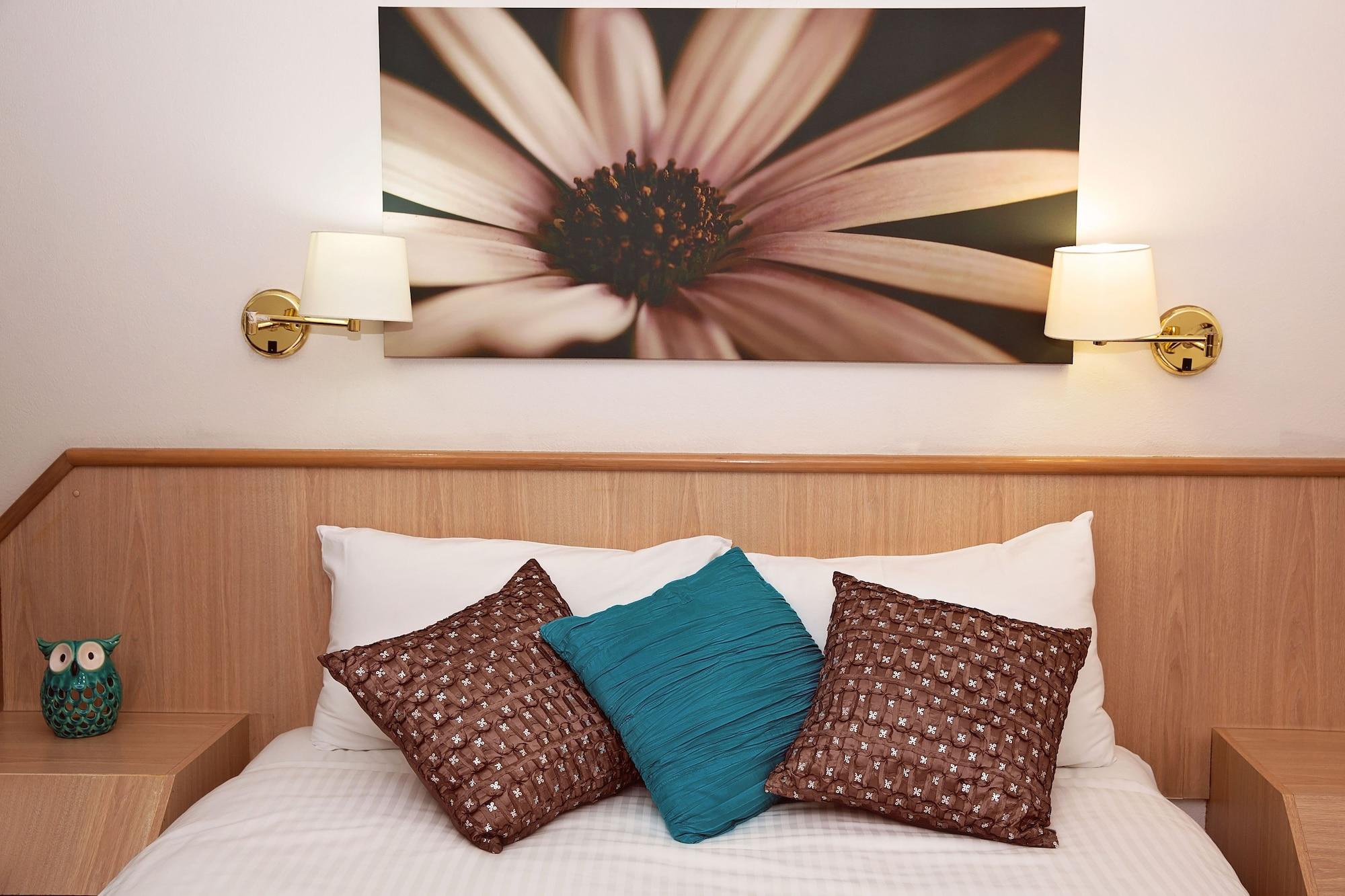 White Lace Motor Inn Mackay Bagian luar foto
