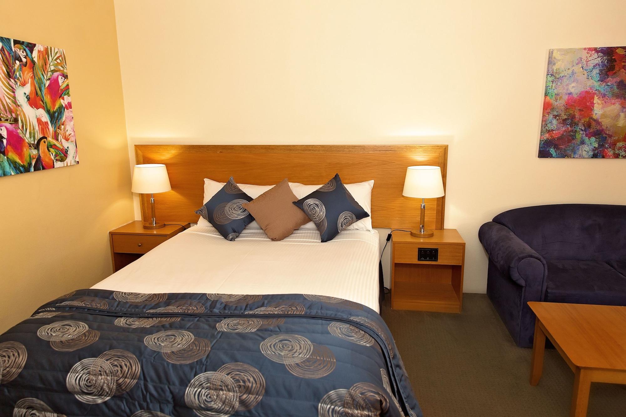 White Lace Motor Inn Mackay Bagian luar foto